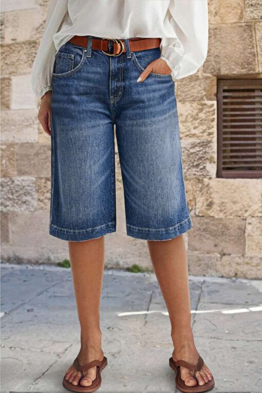 Wash Mid Rise Straight Leg Capri Jeans Without Belt
