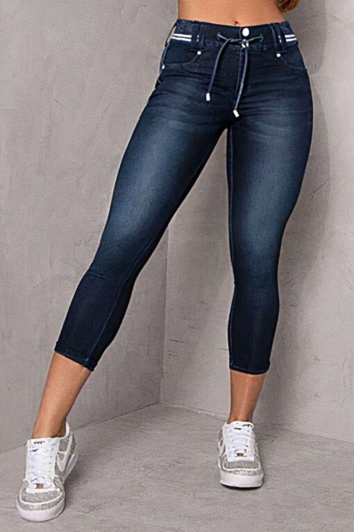 Wash Contrast Binding Double Button Drawstring Mid Waist Capri Jeans